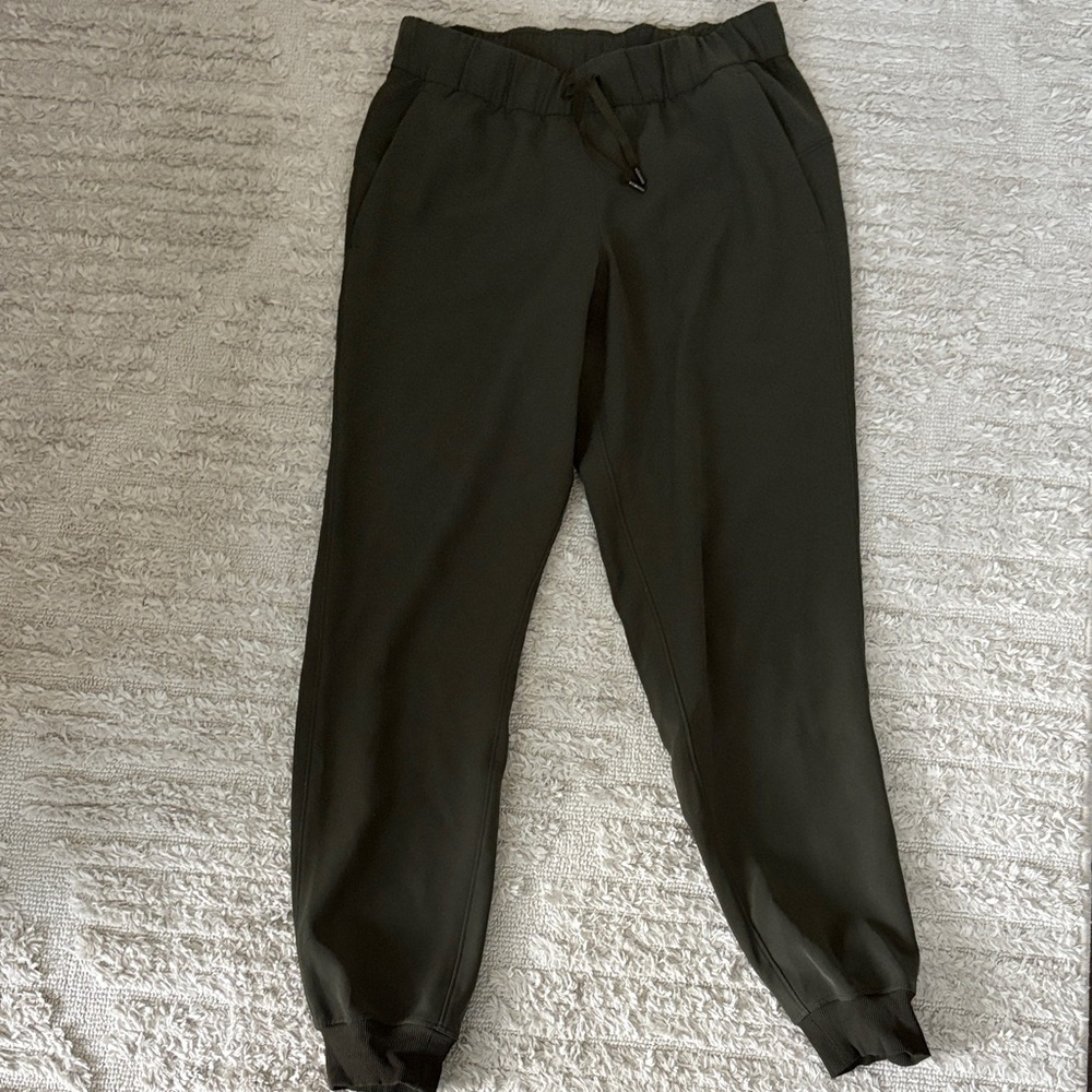 Lululemon - Dark Green Jogger Pants